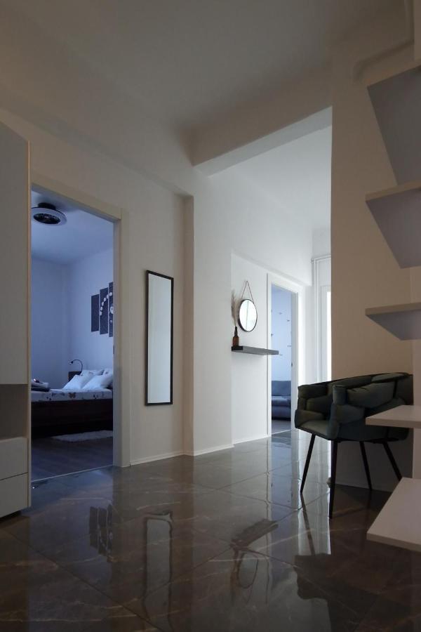 Апартаменты Mc Centar Apartman Пула Экстерьер фото